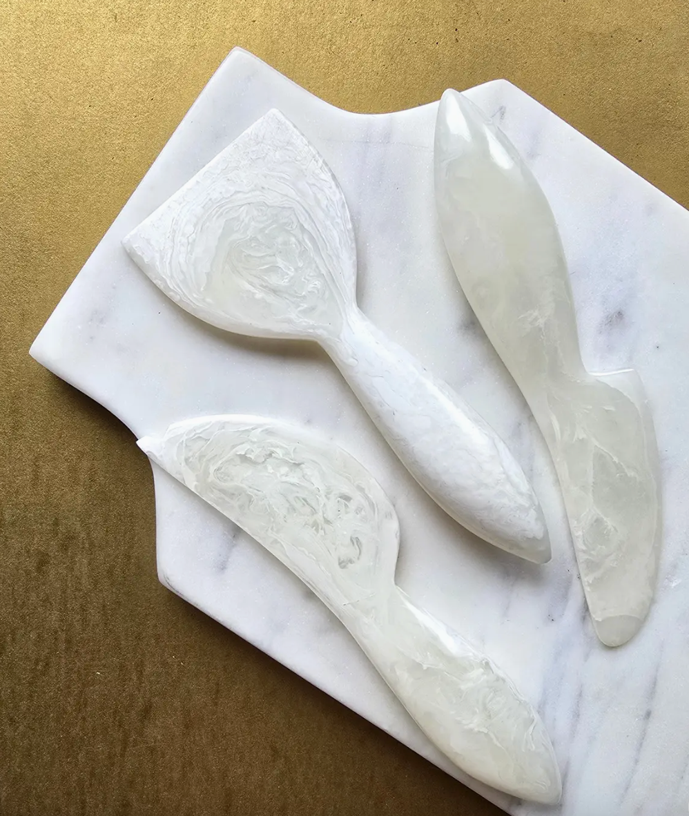 3-Piece Resin Cheese Knives Set