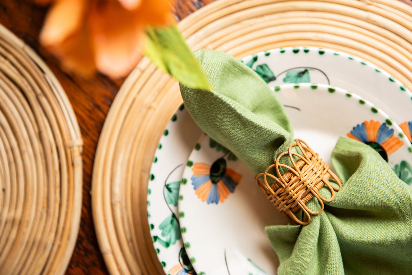 Carnation Dinner Plate