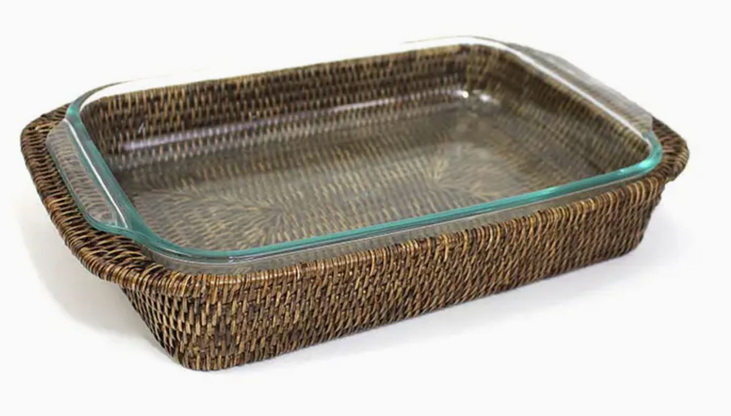 3 Qt. Pyrex Bakeware Tray Oblong Shape (Pyrex Included)