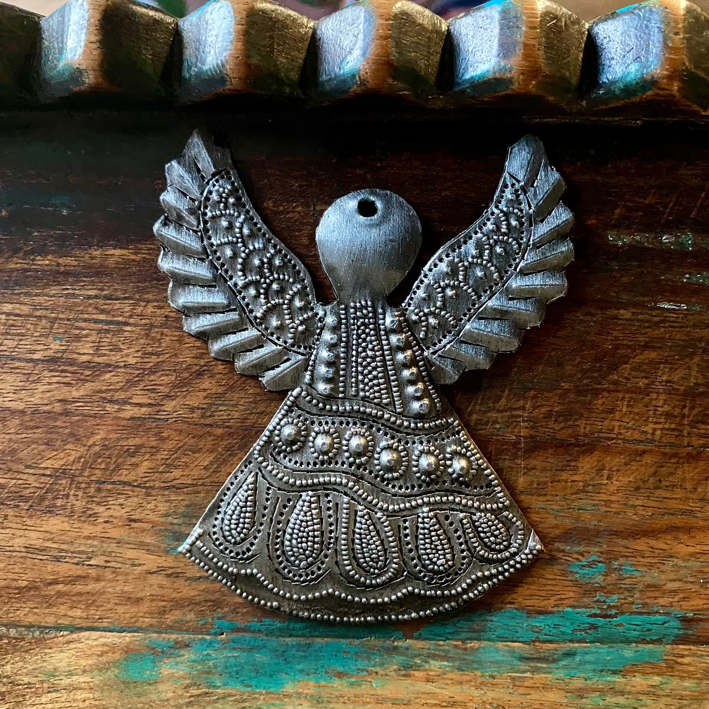 Metal Angle Ornament